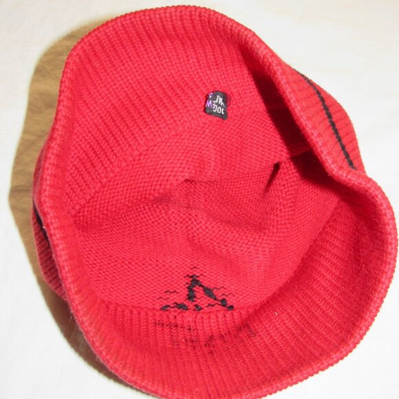 Vintage Made in Austria Coat Of Arms Eagle Red Black Wool Knit Pom Beanie Hat - Picture 3 of 5